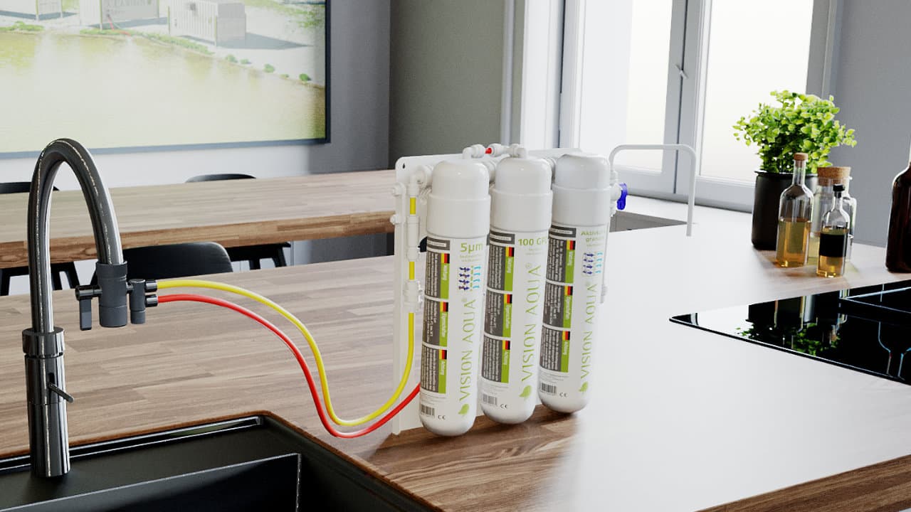 Mobiler Wasserfilter VA-Basic von VISION AQUA auf Tisch Der mobile Wasserfilter VA-Basic ist in der Küche am Wasserhahn angeschlossen