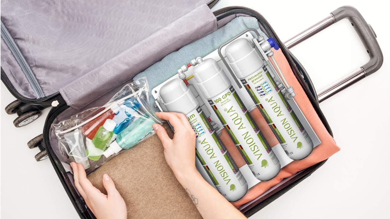 Mobiler Wasserfilter VA-Basic für das Handgepäck Der mobile Wasserfilter VA-Basic wird in den Reisekoffer gepackt