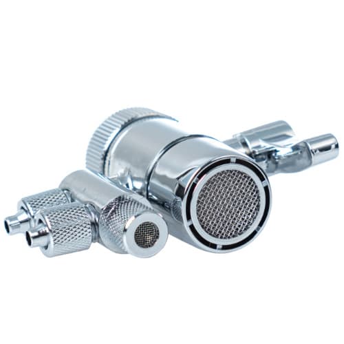 Hahnanschluss Adapter mit Perlator und Rücklauf für Abwasser - unten Der Hahnanschluss Adapter mit Perlator und Rücklauf für Abwasser von unten